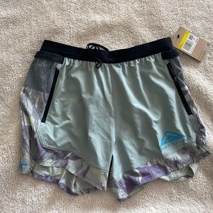 Nike Dri-Fit Flex Stride 5" Trail Running Shorts DM4652-013 Size Small